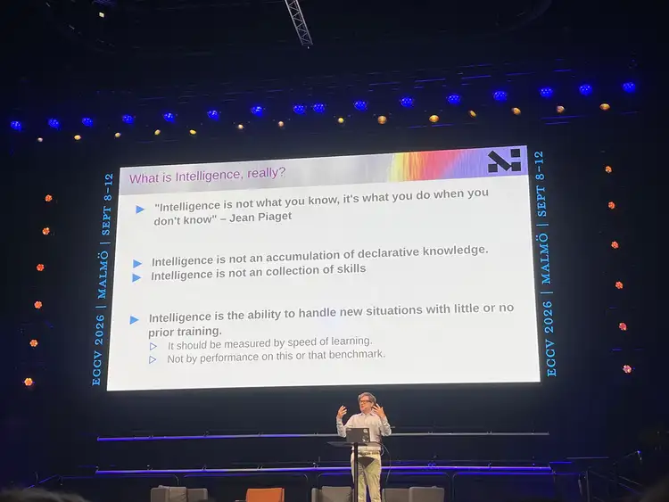 Yann LeCun 万字演讲：「预测像素」是伪命题，JEPA 也并非凭空而来 | ECCV 2026