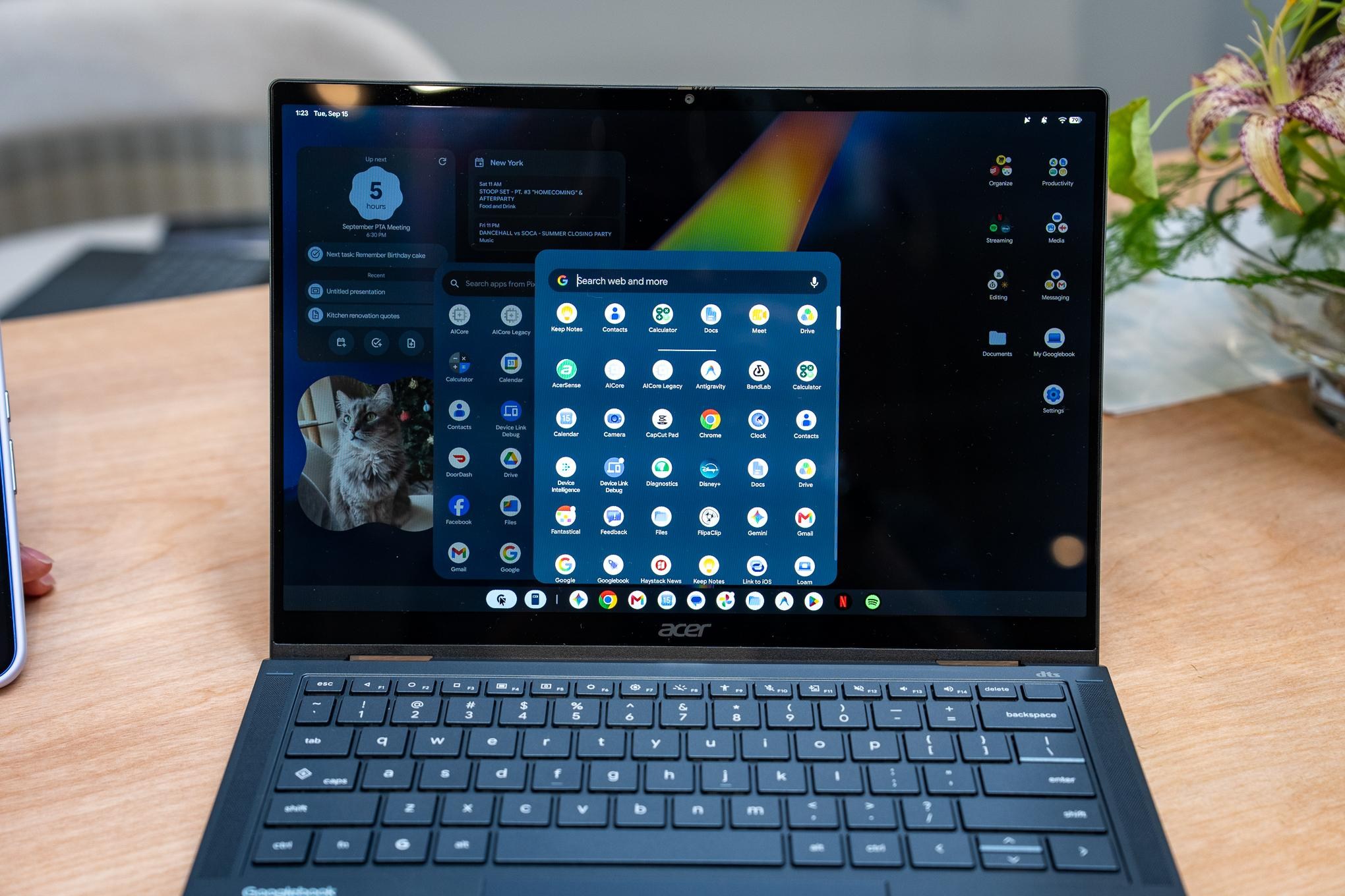 A photo of an Acer laptop running Android apps.