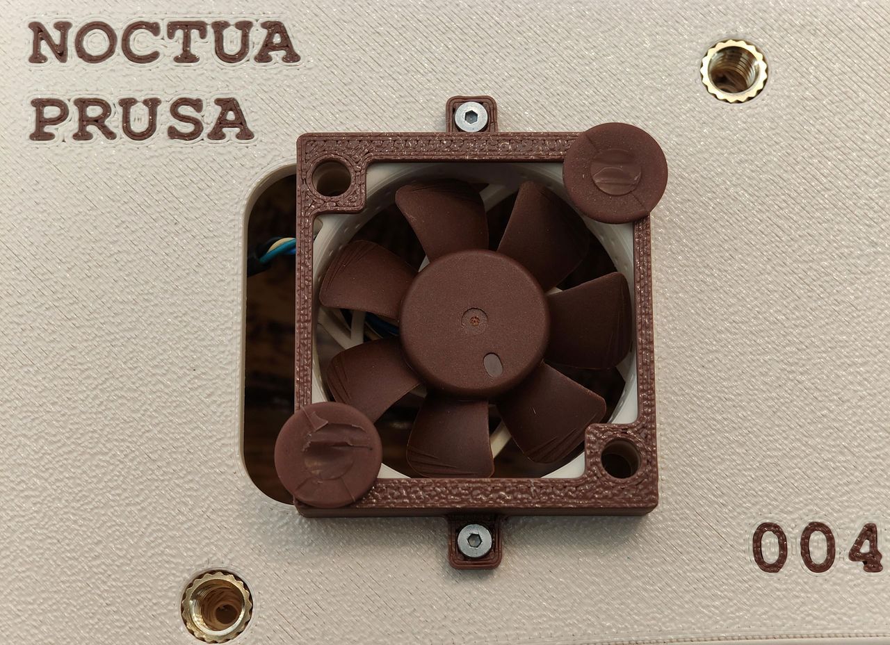 Noctua 风扇为 CAIM1「反 AI」4K 相机防止降频
