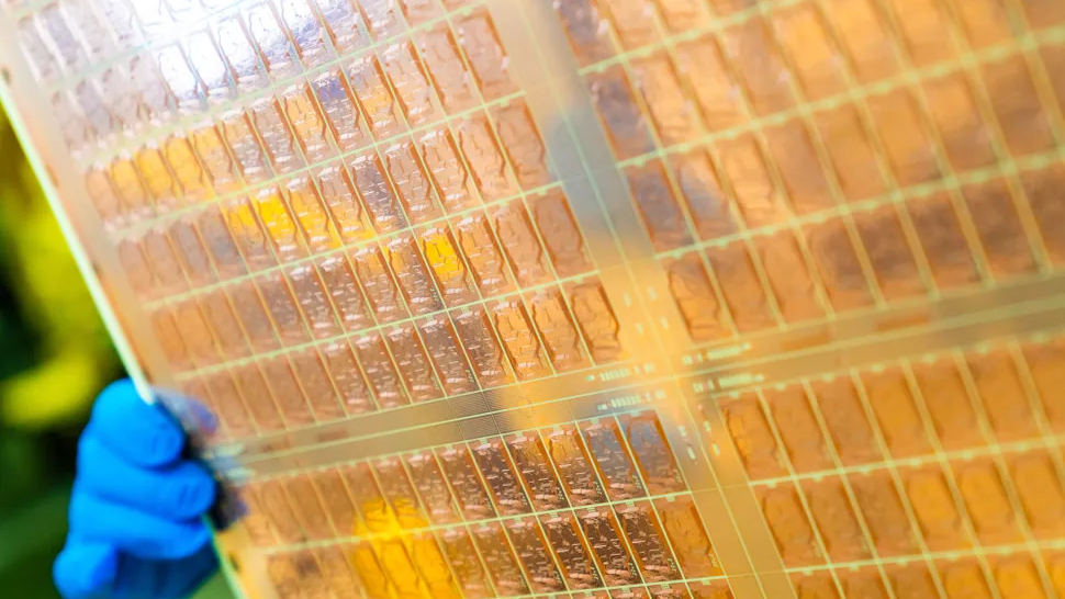 Intel Glass substrate