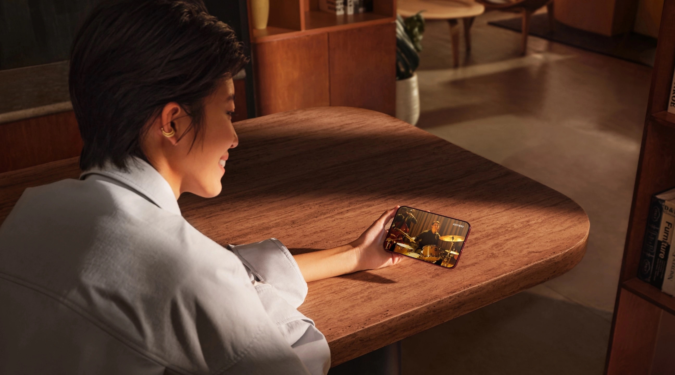 huawei-pura-x-view-office-assistant-3.jpeg